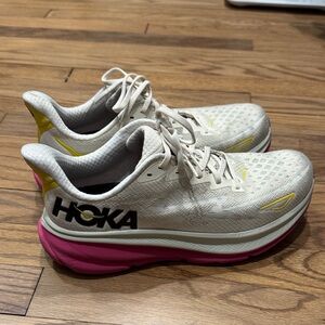 Hoka Clifton 9 - Women's Cream and Pink Athletic Shoes